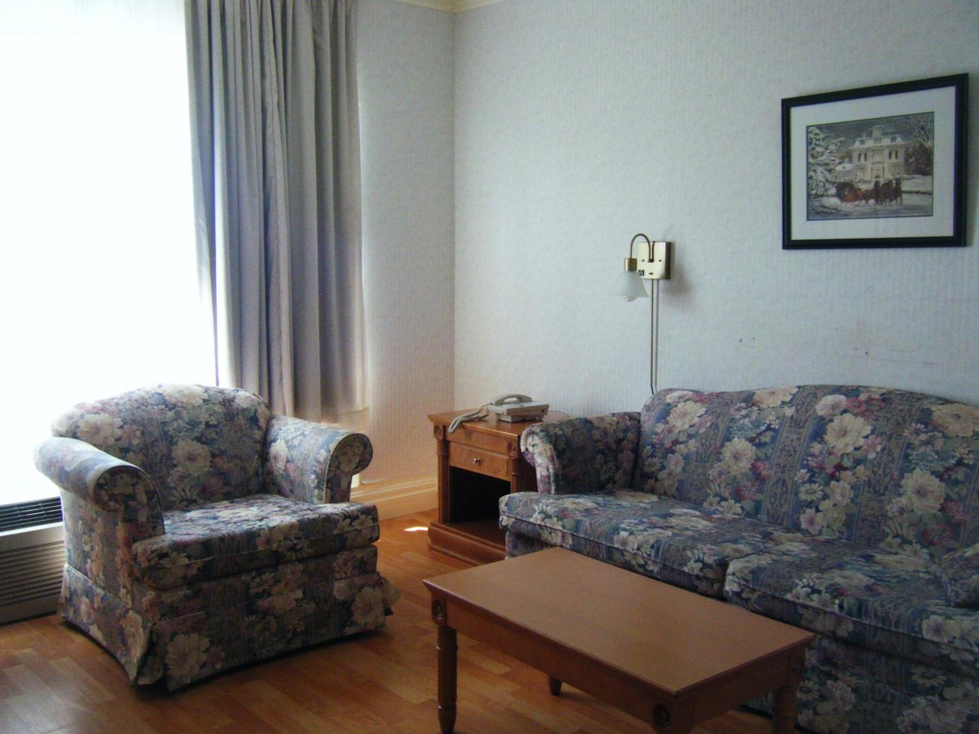 Claymore Inn And Suites Antigonish Exterior foto